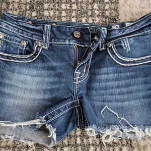 Miss me cut-off shorts